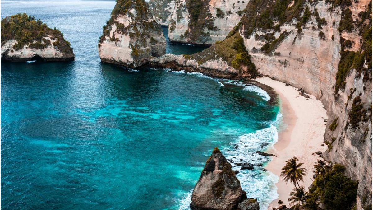 insula care impune taxa de vizitare