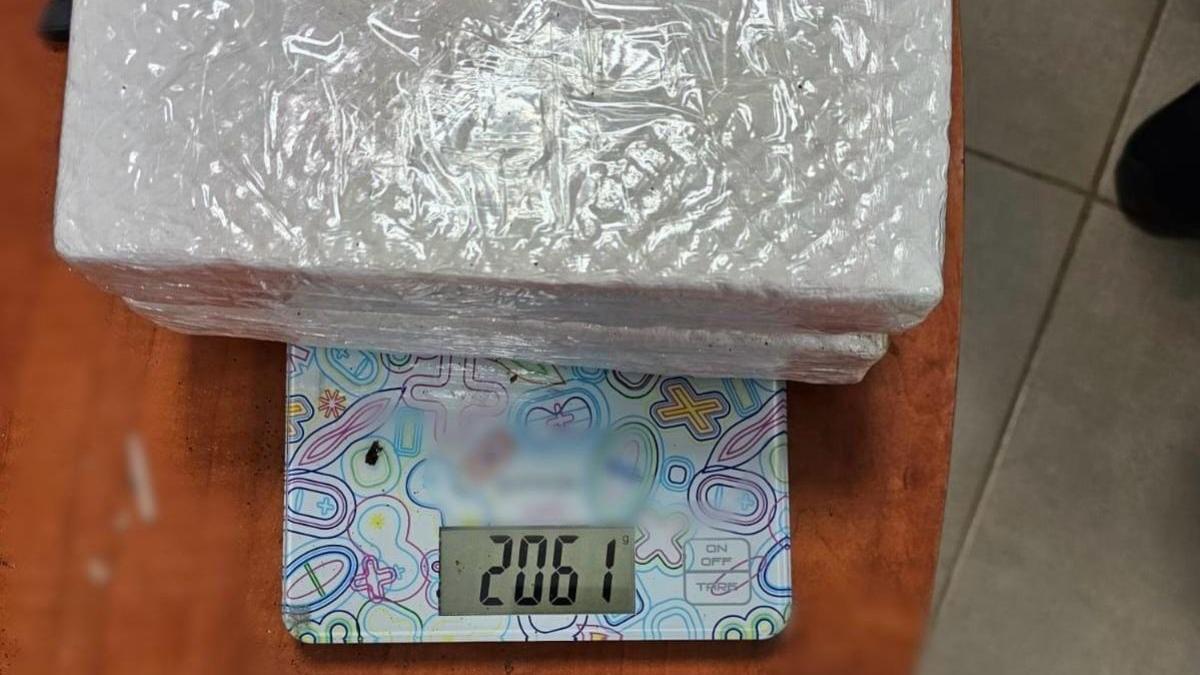 barbat flagrant timisoara doua kilograme cocaina 70000 euro