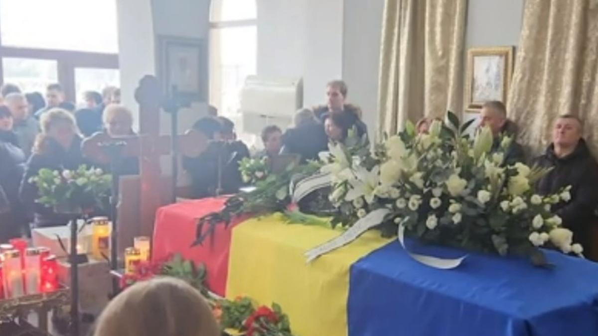 Mercenarul român care a fost ucis în Congo, înmormântat cu onoruri militare la Cimitirul Ghencea din București