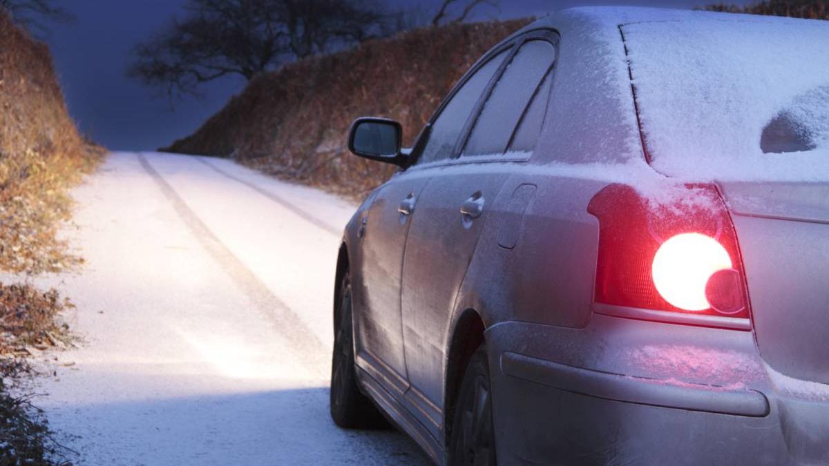 cum eviti sa apesi pedala de acceleratie in loc de frana truc instructorii auto