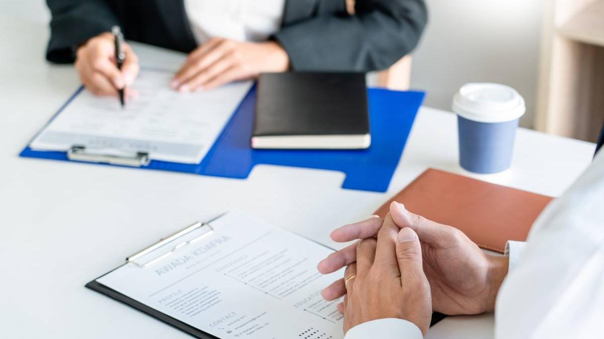 companie gigant angajari romania salarii colosale