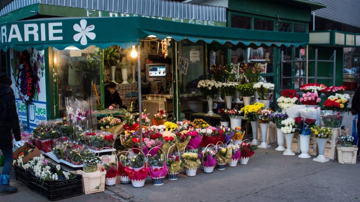 pret buchet flori 1 martie 8 martie preturi crescute