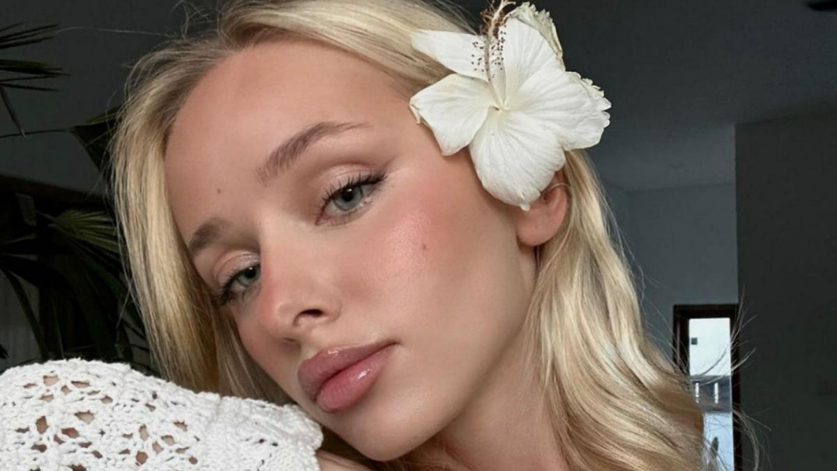 ucraineanca data urmarire pozat topless piata rosie moscova