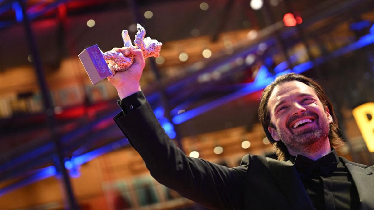 actor sebastian stan urs de argint premiu