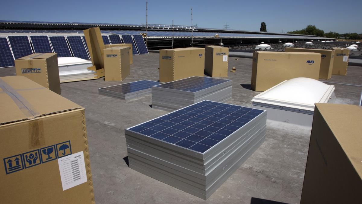 barbat lovit mortal cutie panouri fotovoltaice angajat firma vrancea