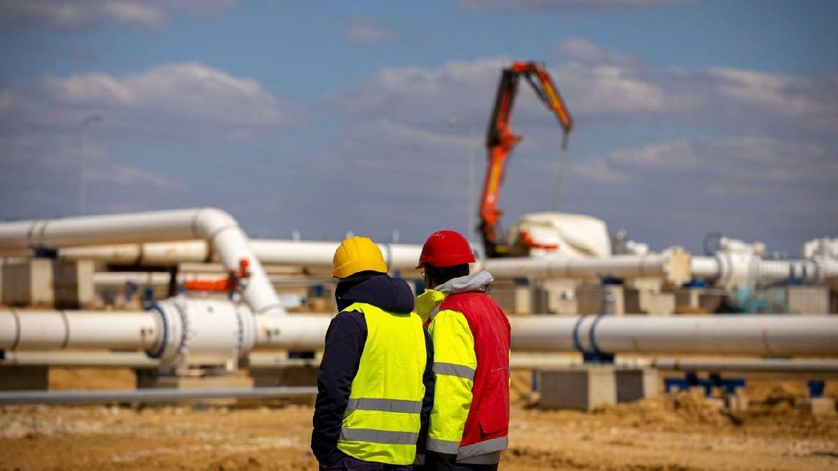 Egiptul folosește echipamente românești pentru a racorda peste 1.400 de localități la rețeaua de gaze