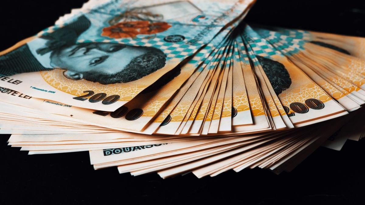 prime tineri angajati someri 12500 lei