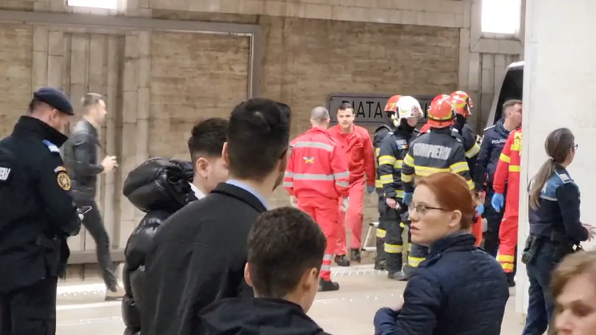 doua trenuri metrou s au ciocnit bucuresti timpuri noi