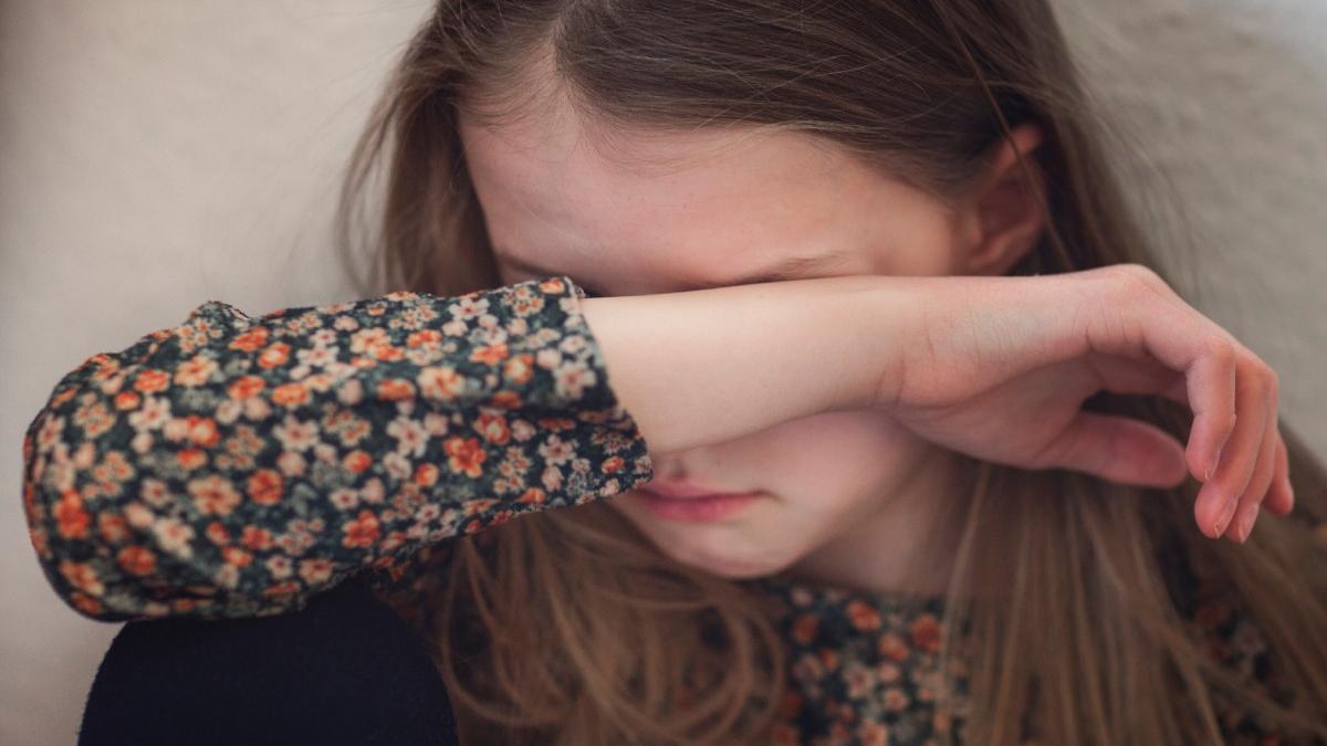 drama copil parinti romani vanzare bani casatorie garda civila spania