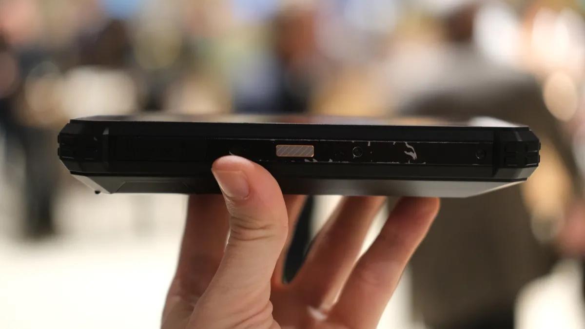 telefon cea mai mare baterie lume