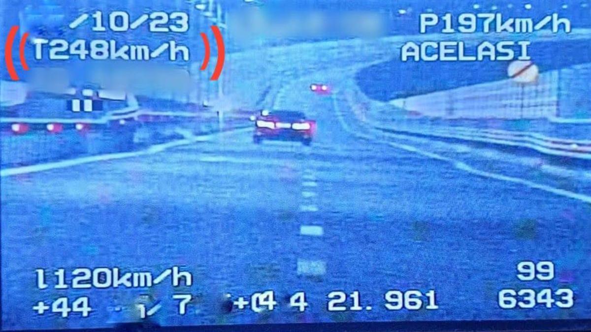 politisti romani obligati sa reduca viteza aparate radar favoarea soferilor