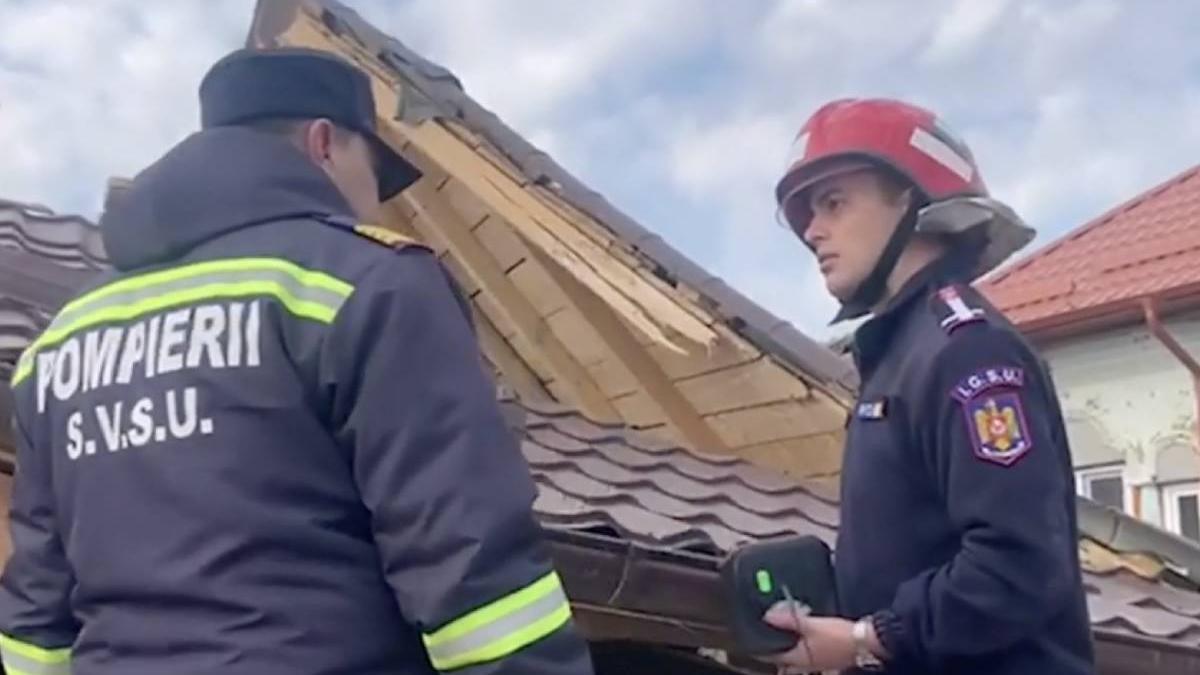 localitate romania gaze pamant oameni evacuati