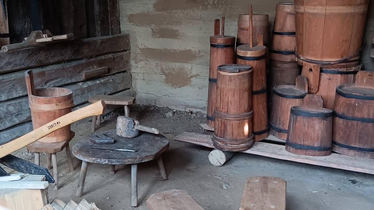 oras romania scoala mestesugarit arta traditionala