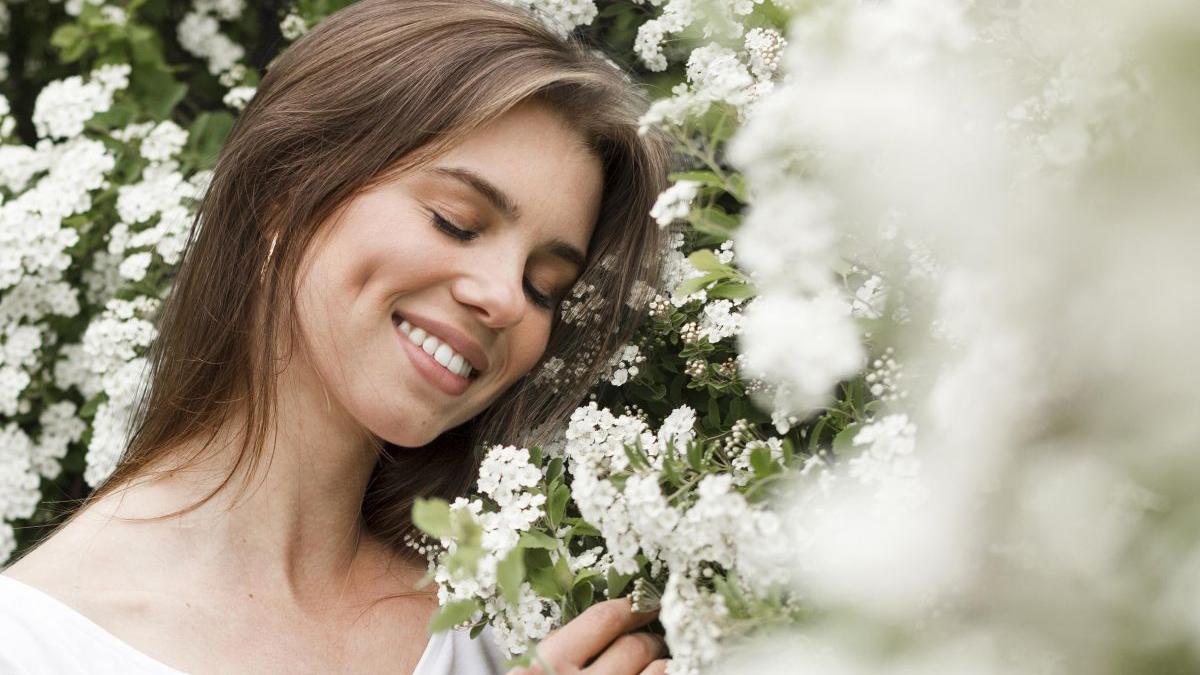 mesaje 8 martie cele mai frumoase urari felicitari sms uri ziua femeii