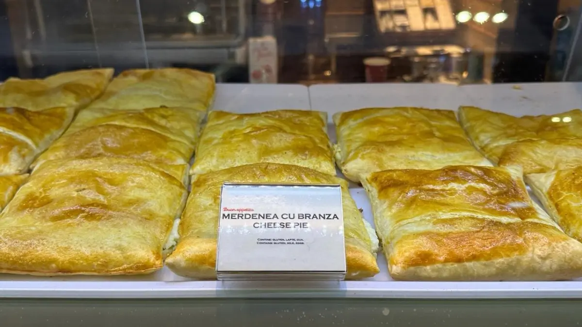 cat costa o merdenea in aerportul otopeni