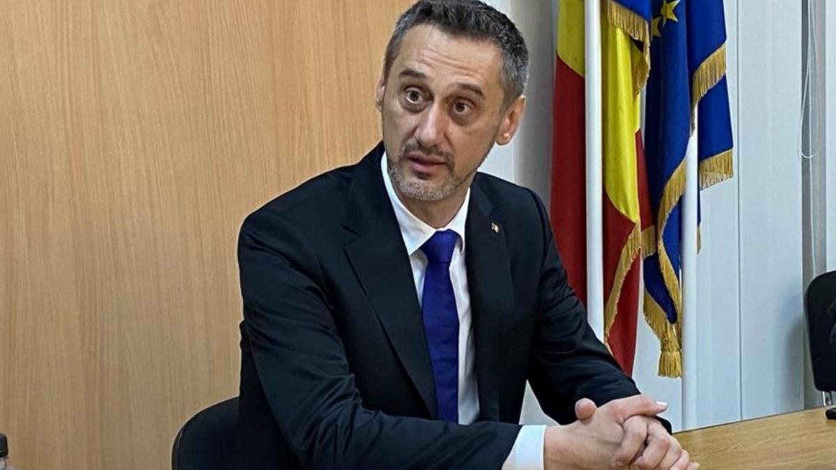 slatina acuzatii prefect olt mario demezzo furt date personale