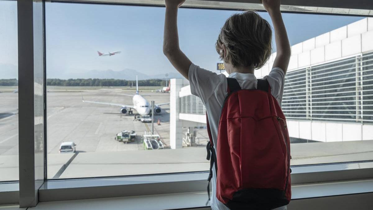 minori autorizatie calatorie romania air schengen anunt mai