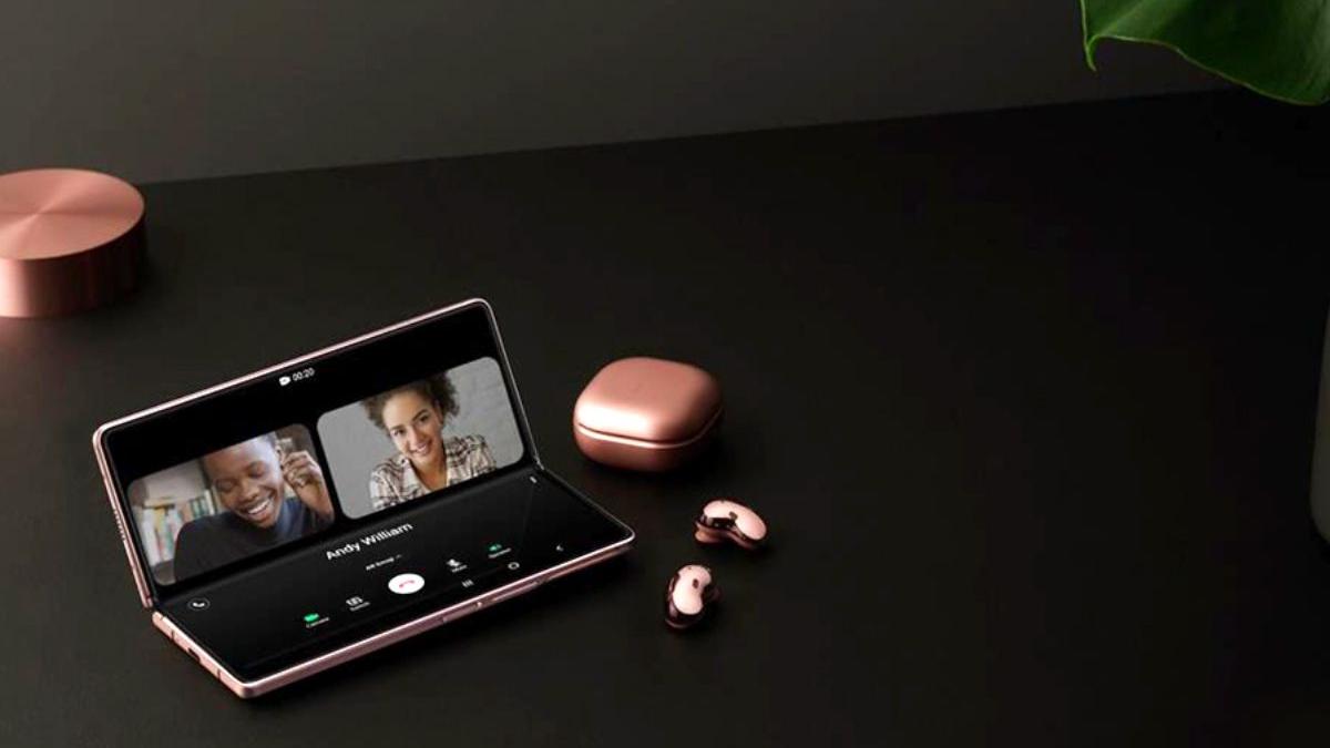 samsung galaxy z fold revolutionand lumea telefoanelor pliabile