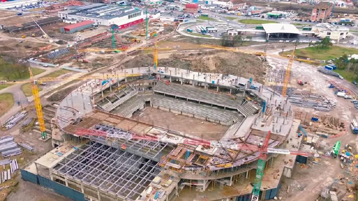 cea mai mare sala polivalenta romania brasov imagini