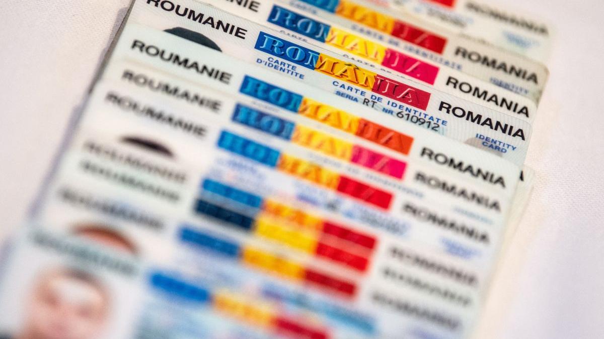 se schimba carte identitate electronica
