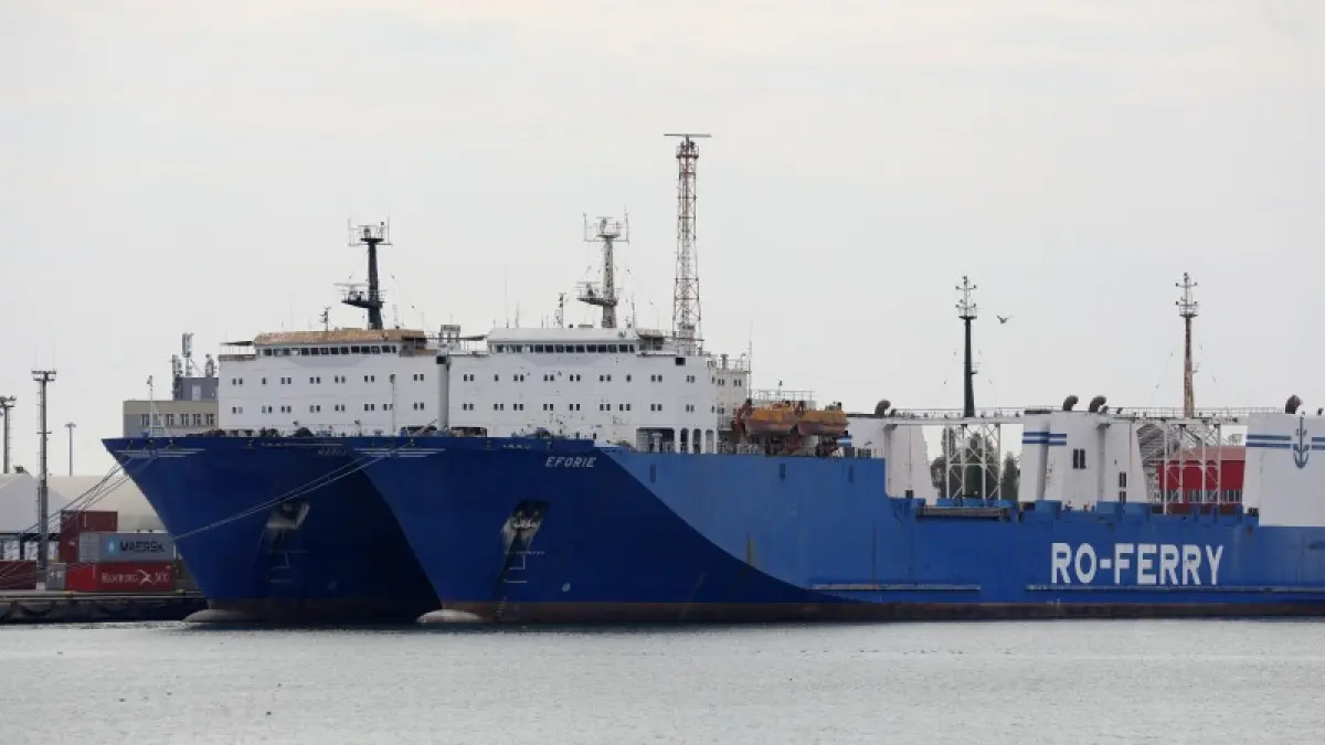 toate porturile de la marea neagra inchise din cauza vantului