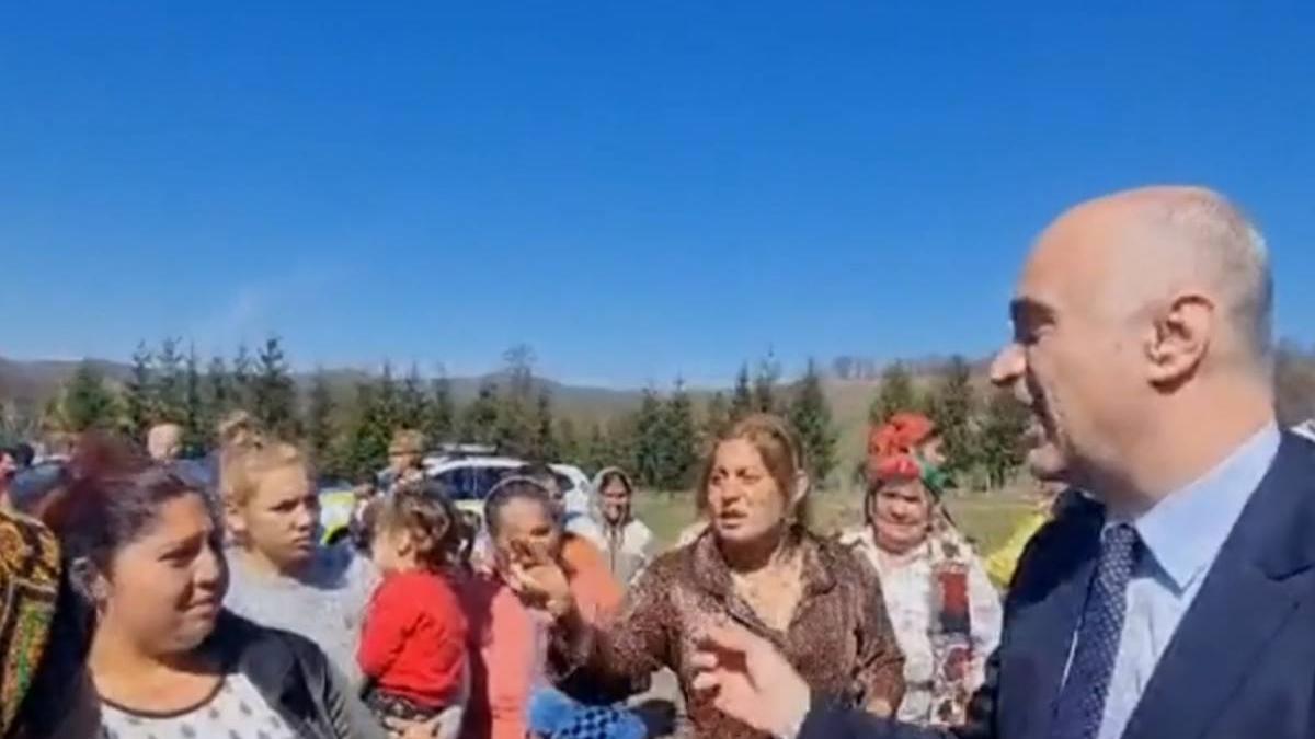 minciuna alegeri primarie tigveni arges promis pamant gratis voturi