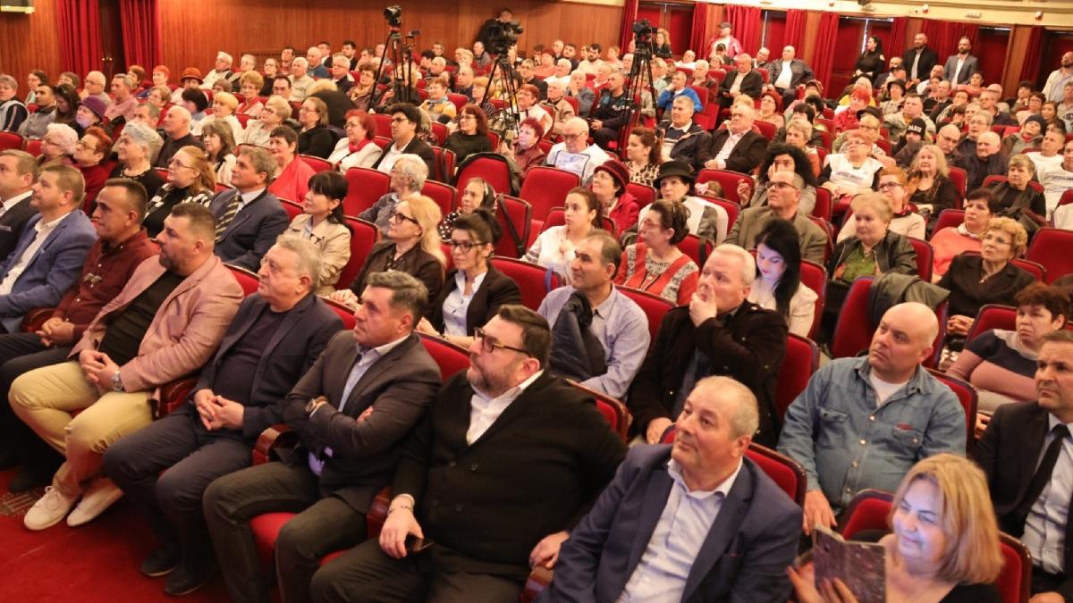 umanisti galati ales conducere picu apostol roman votat presedinte judetean