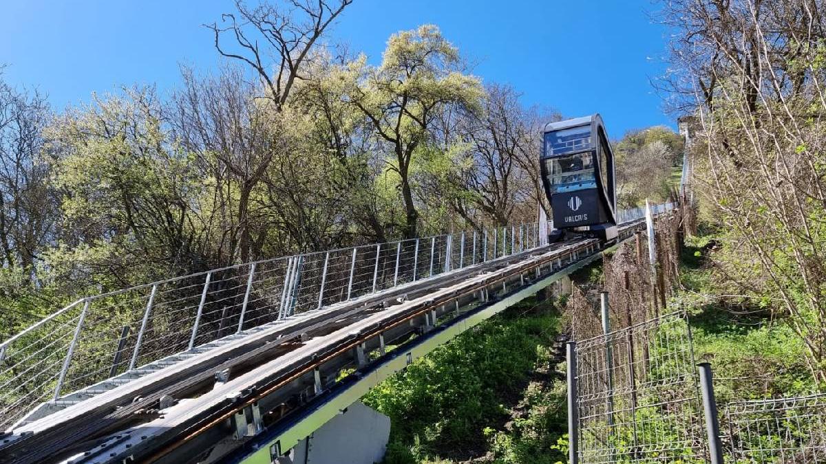 telecabina patru milioane euro deva defectat o zi inaugurare telecabina patru milioane euro deva defectat o zi inaugurare