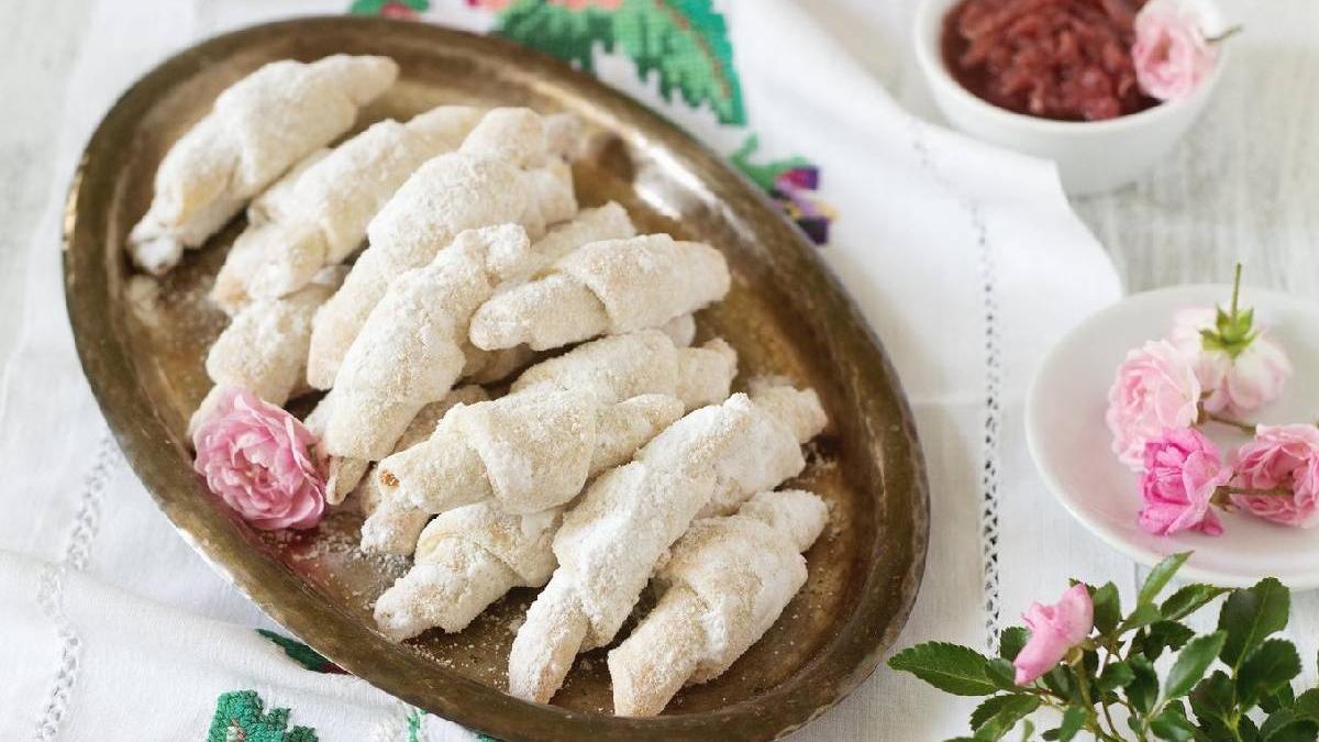 cornulete fragede post reteta manastireasca ingredient secret