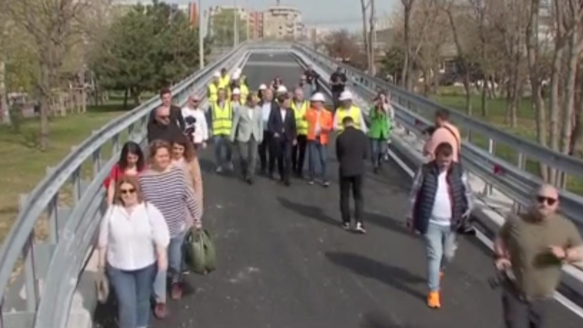 podul grant redeschis masini