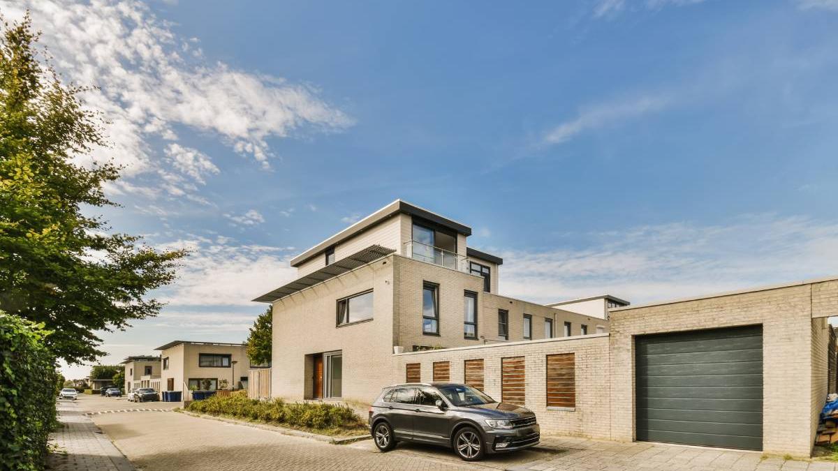 consilier bnr vile lux evaziune fiscala