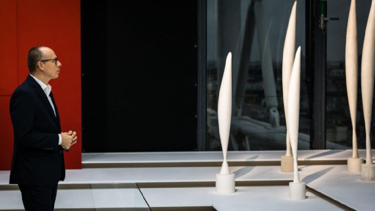 vinul romanesc jidvei alaturi de 2800 de vizitatori la vernisajul expozitiei brancusi