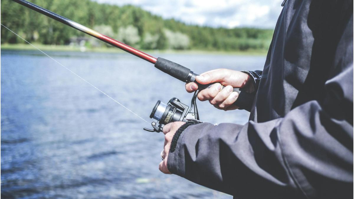 a inceput prohibitia pescuit