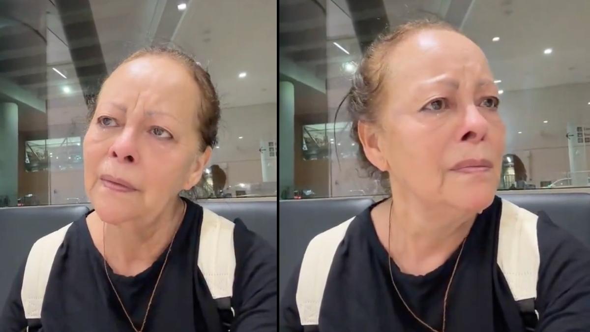 mama plans aeroport fiica sua