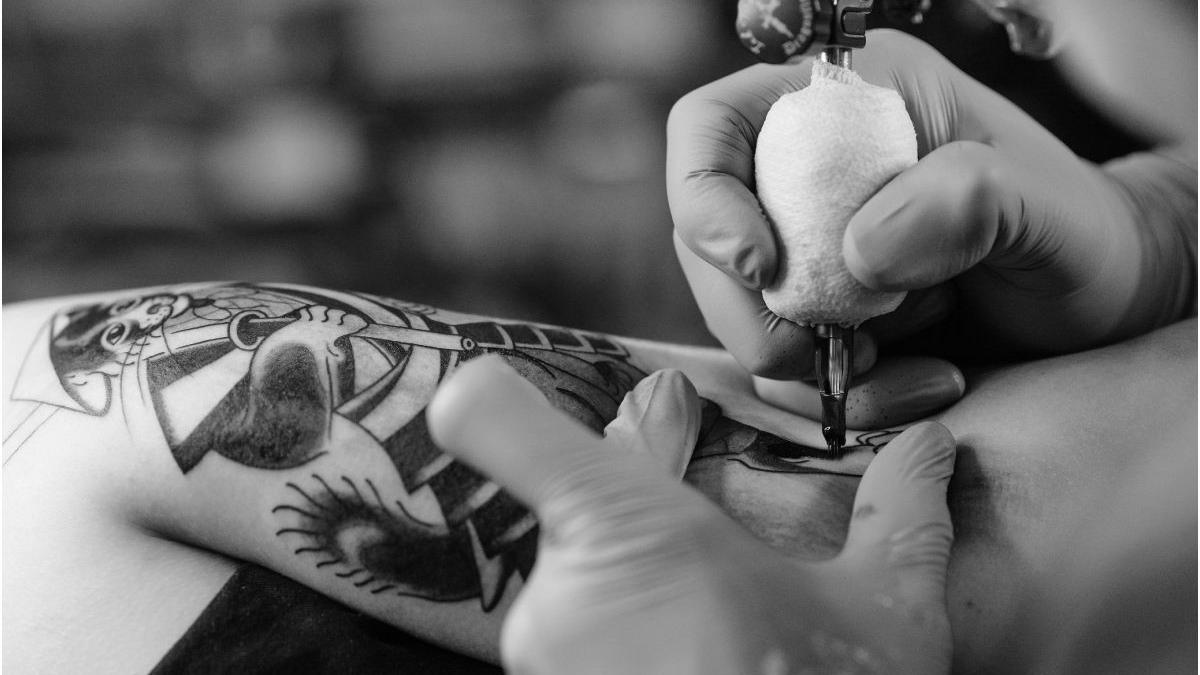 tanar mort tatuaje timisoara