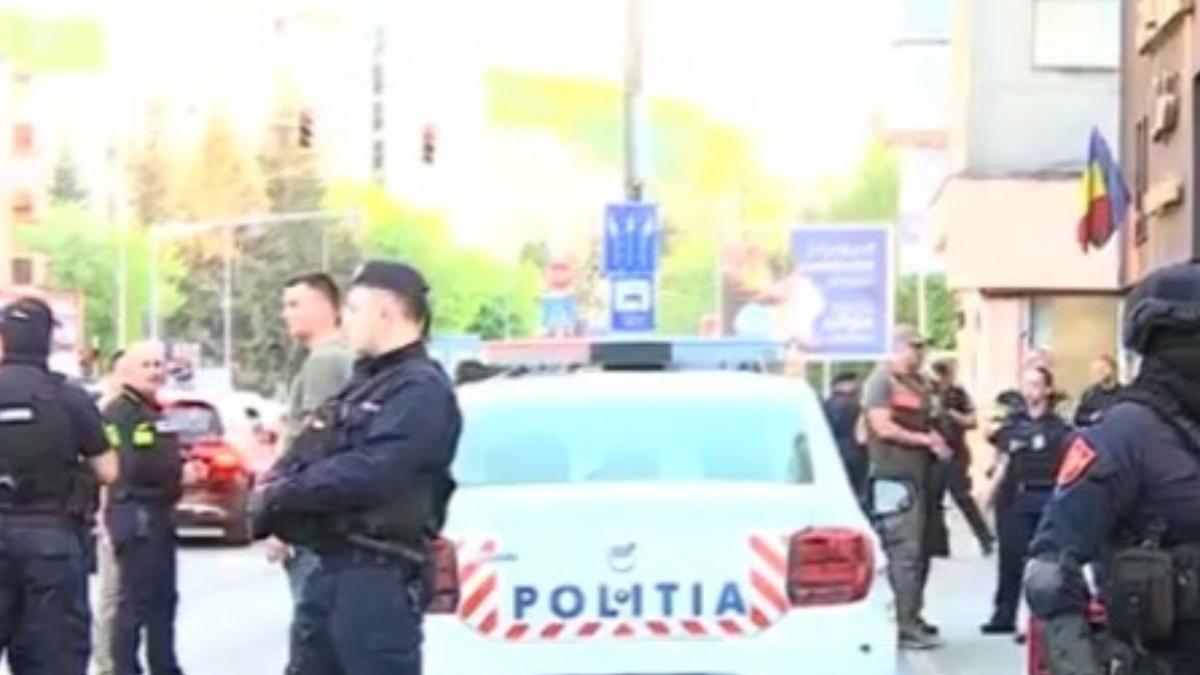 tanar 27 de ani drogat targu mures a amenintat personalul unui magazin cu un cutit