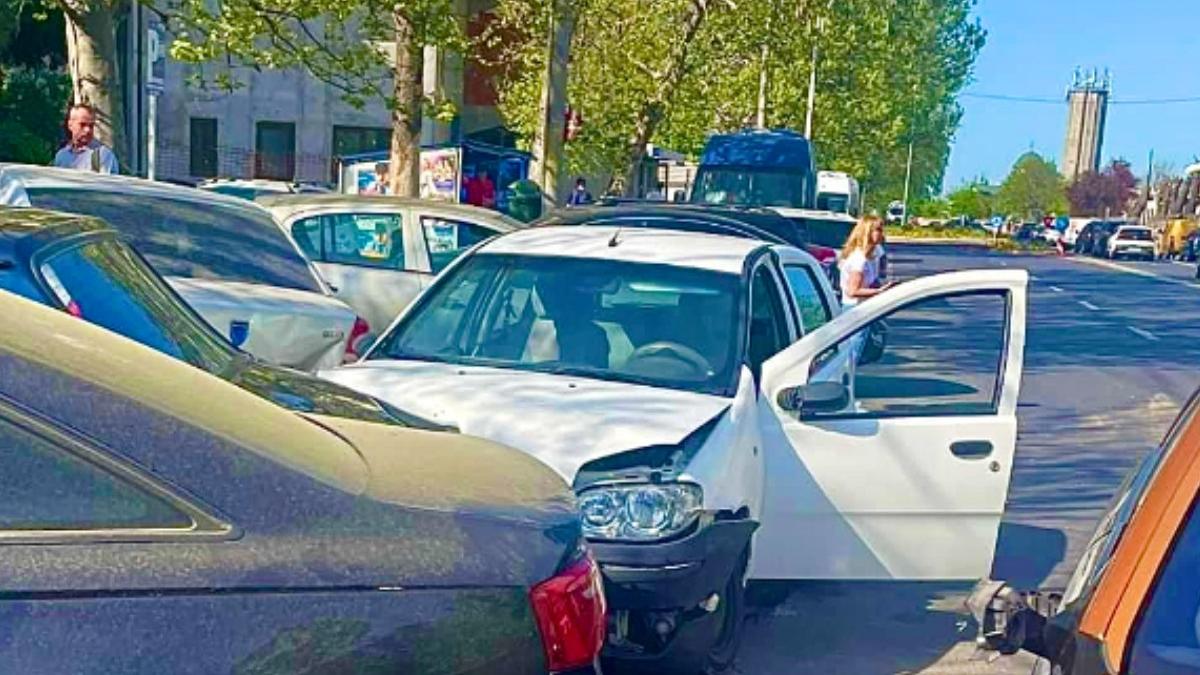 accident masini parcare pitesti pieton ranit