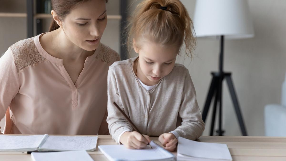 bani profesor meditatii copii familii bogate dubai