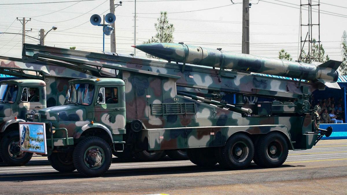 cea mai mica miscare israel atrage raspuns feroce presedinte iran armata pe strazi