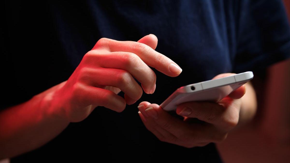 american vacanta elvetia factura 143 442 dolari telefon mobil