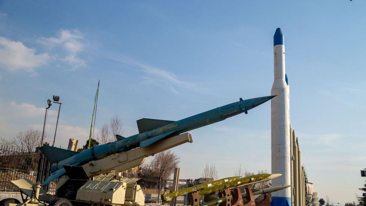 suntem cu deget pe tragaci iran semnaleaza premiera schimba politica nucleara