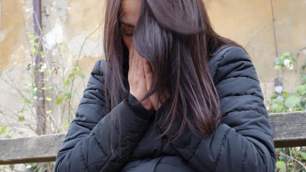 tanara acuza politist ploiesti profitat de ea audiere la el acasa