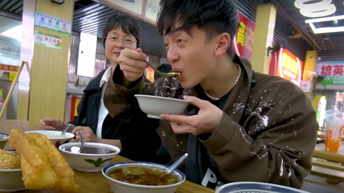 mancare piata china costuri