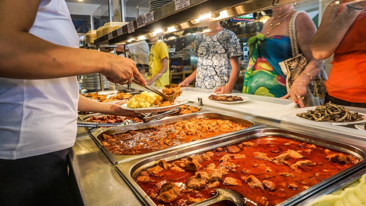 salariu angajat impinge tava mamaia