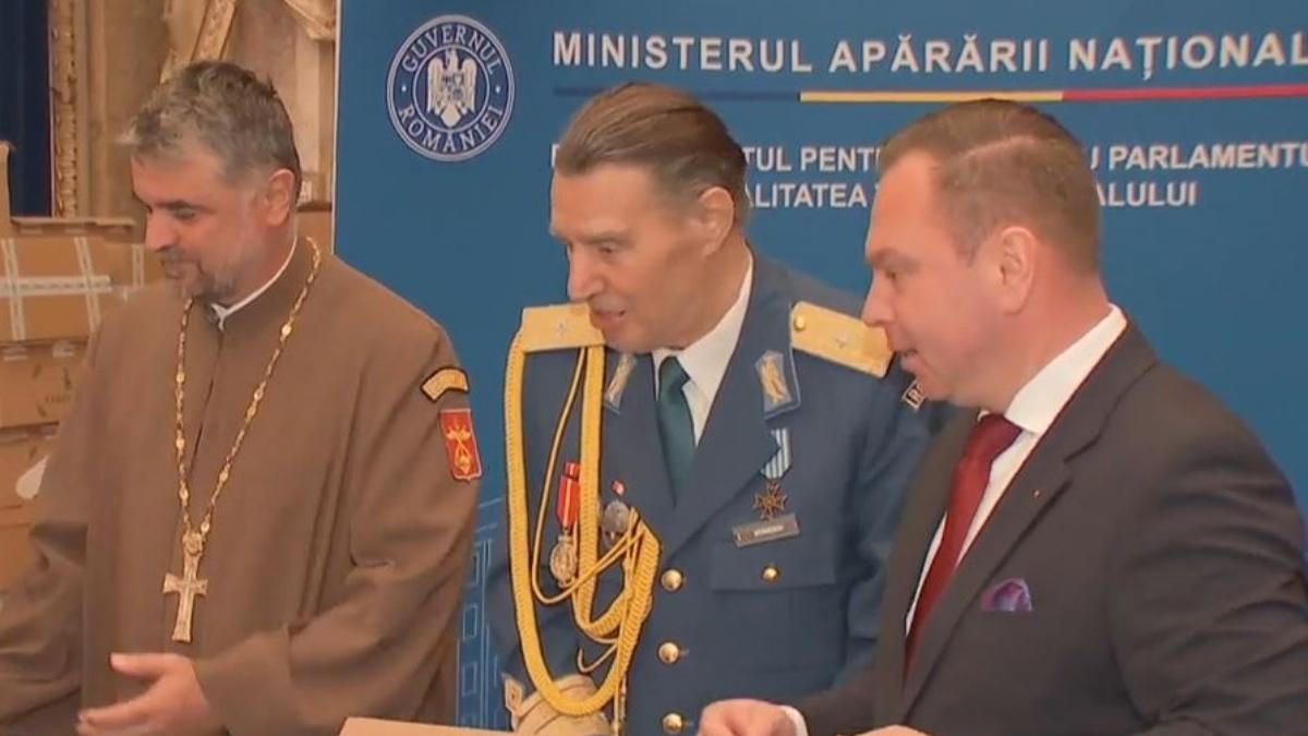 sute cadouri pregatite militari veterani razboi