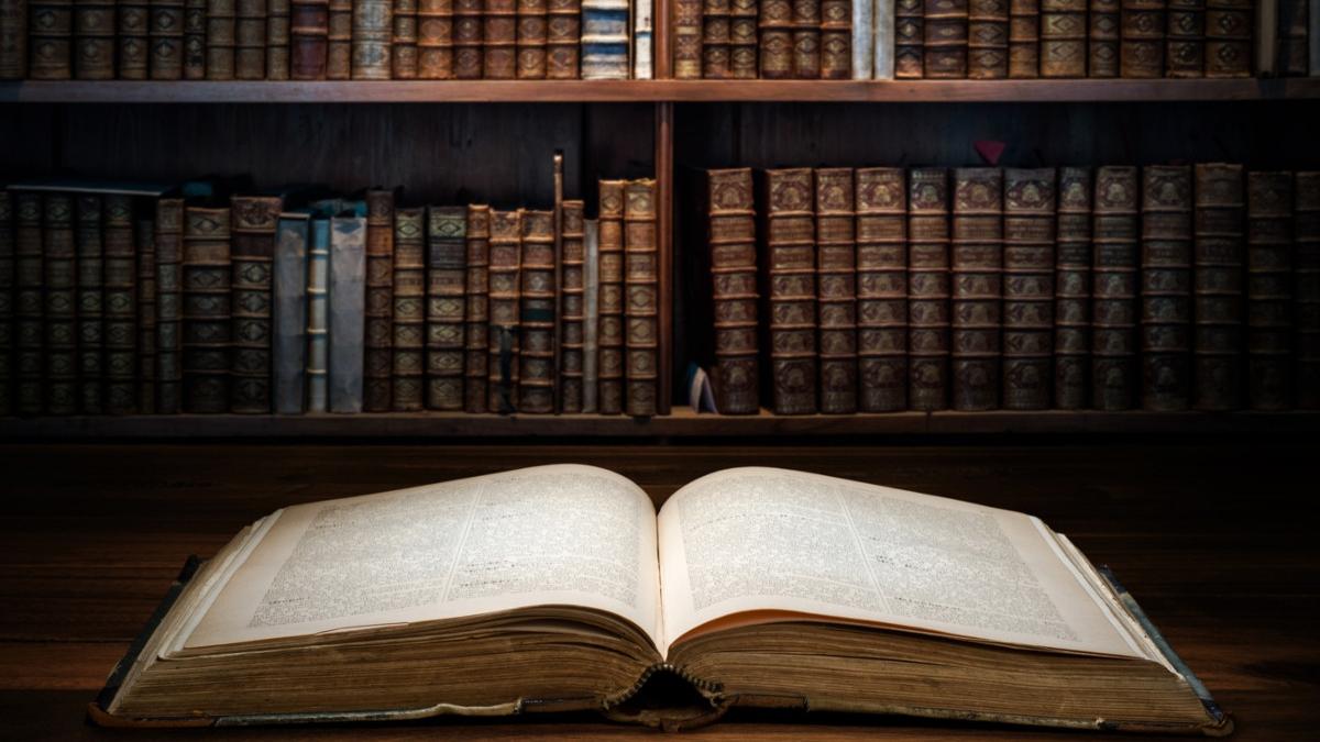 carti vechi scoase din biblioteca nationala a frantei arsenic pulbere periculoasa