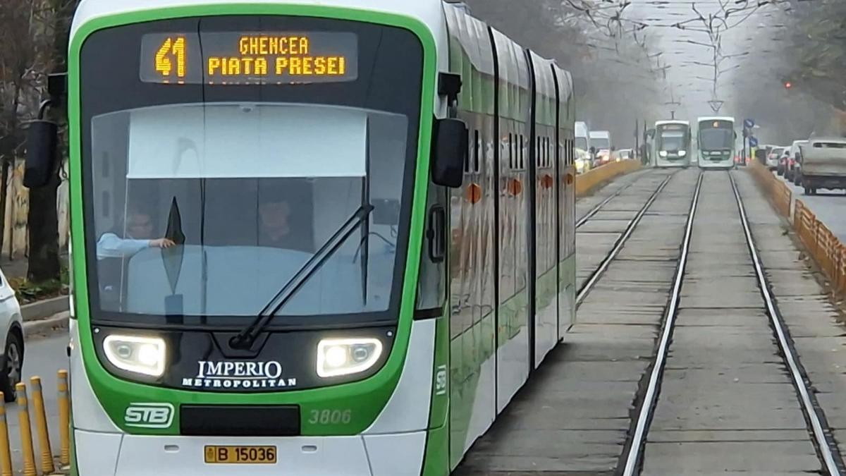 tramvai 41 deraiat bucuresti linia naveta 641 formata preluare calatori