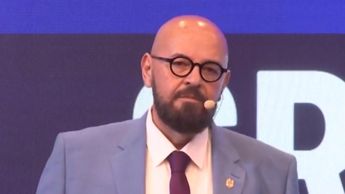 Cristian Popescu Piedone şi-a prezentat programul politic pentru Capitală: "Nu mă retrag şi merg până la capăt"