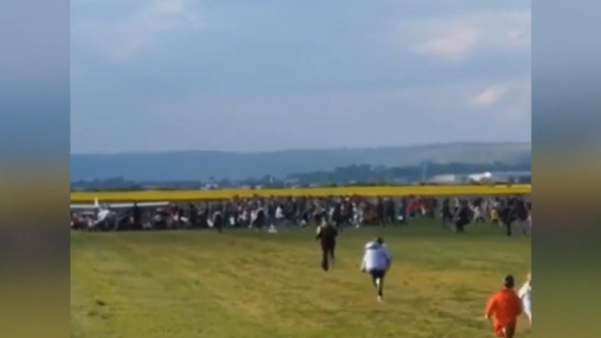 scandal vanatoare de oua show aviatic bacau parinti revolati