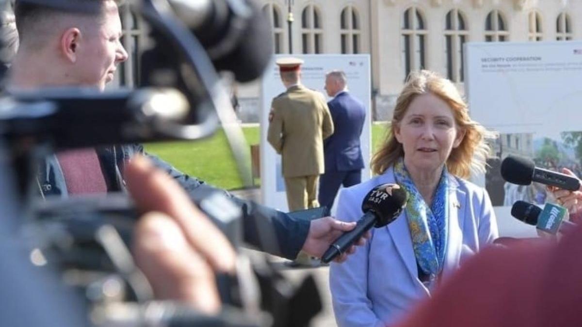 kathleen kavalec ambasadorul sua bucuresti ziua mondiala a libertatii presei